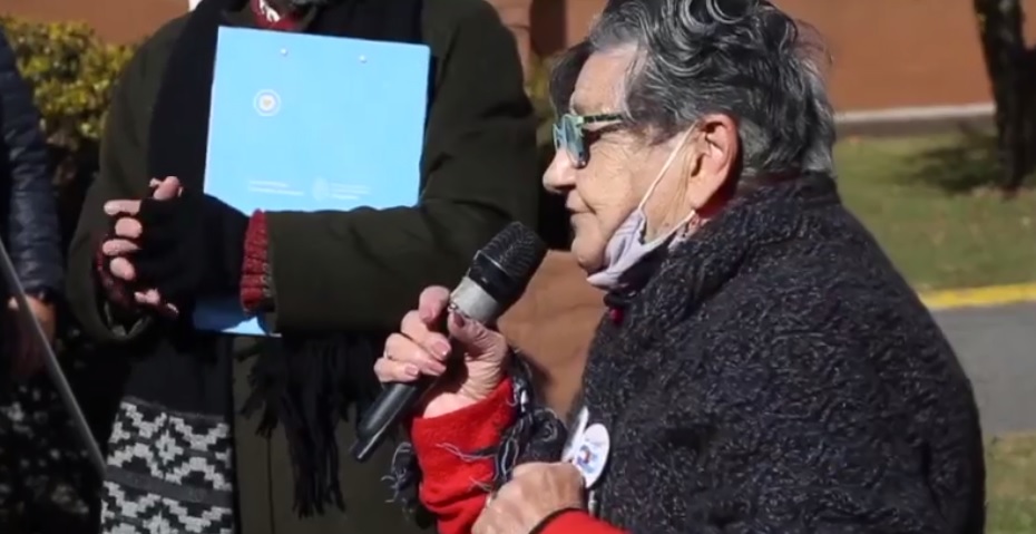 “iris, una historia de vida” Iris Avellaneda lanza su primer libro autobiográfico